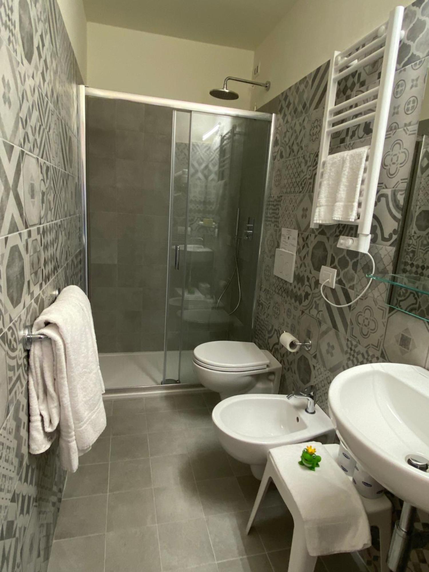 Hotel Eletto San Remo Habitación foto